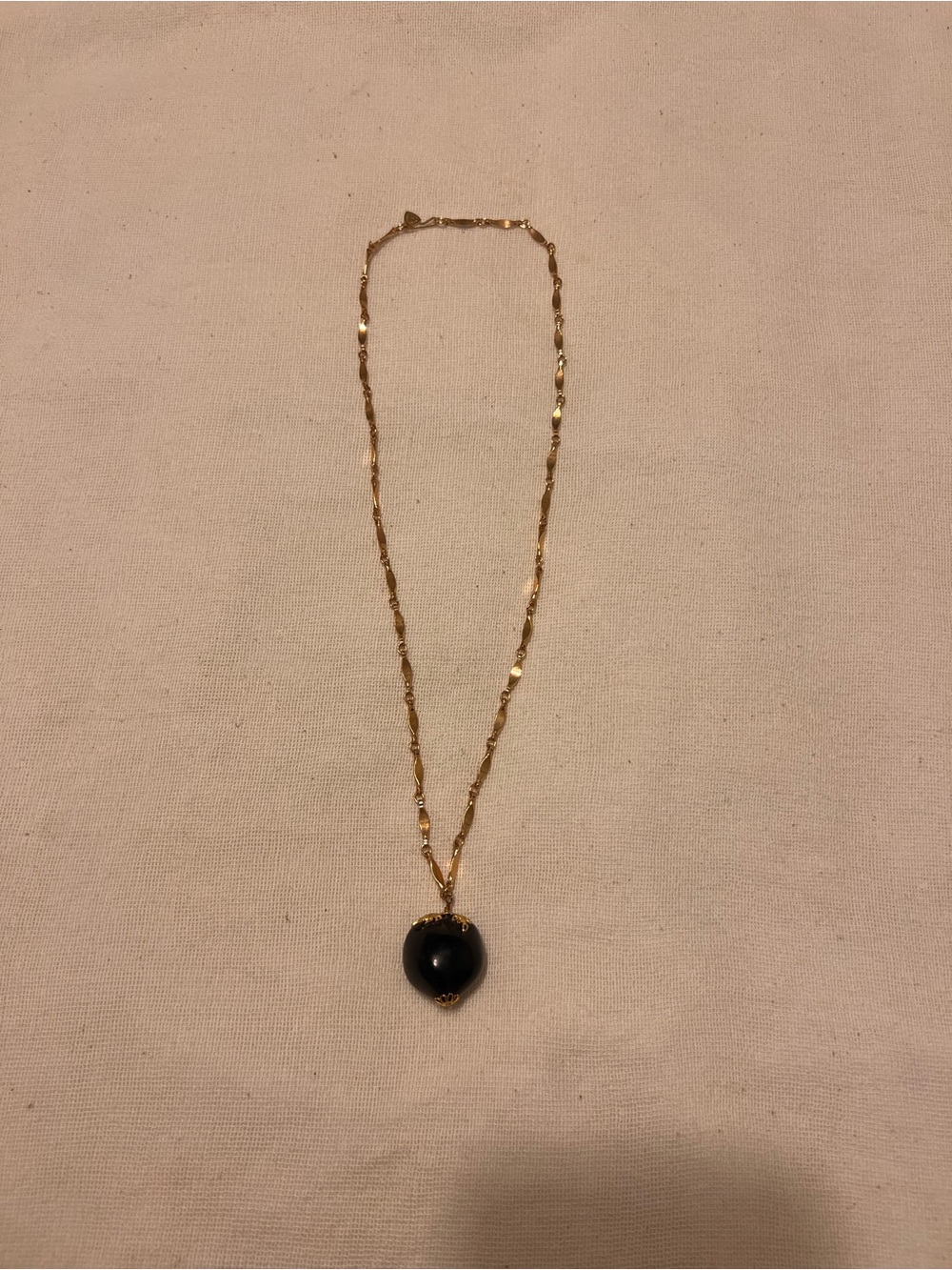 Hawaii Kukui Nut Necklace Pendant Vintage Unused Black